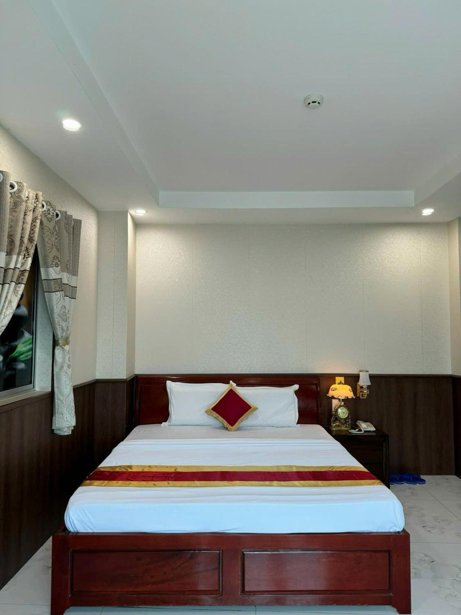 Thanh Dat Hotel Bac Lieu Dış mekan fotoğraf